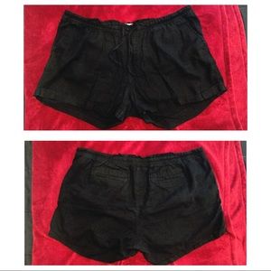 Black stretchy shorts | perfect for the summer!!